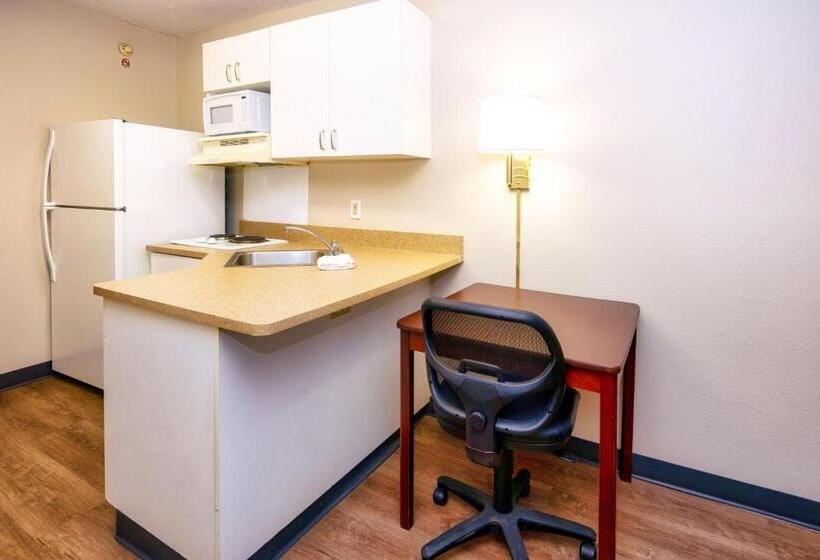 スタンダードスタジオ, Candlewood Suites Annapolis By Ihg