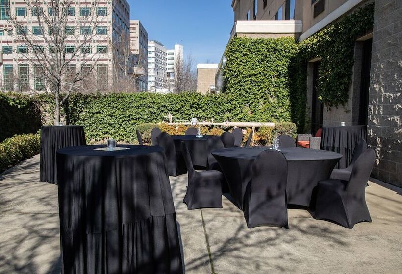 סוויטה, Courtyard By Marriott Sacramento Midtown