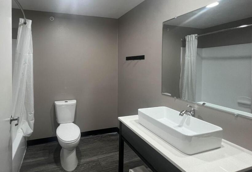 اتاق استاندارد با تخت بزرگ, Studio 6 Oklahoma City, Ok South