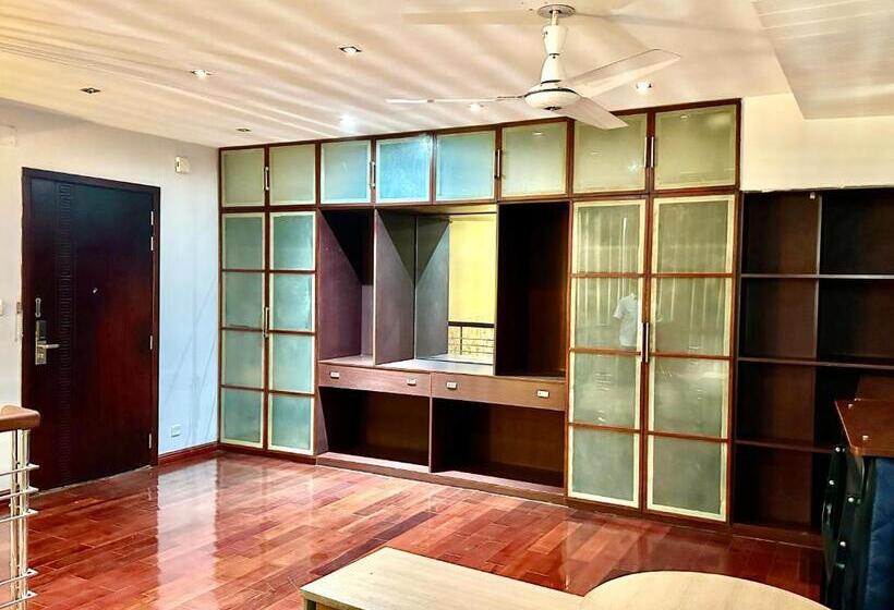 سوئیت پنت هاوس, Contemporary Heights Hotel And Apartments