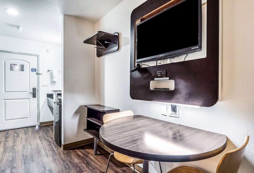 Номер Deluxe Адаптированный для Инвалидов, Motel 6oceanside, Ca, Marina