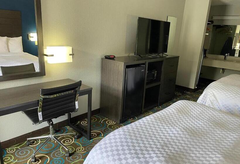 Люкс, Clairmont Inn & Suites   Warren