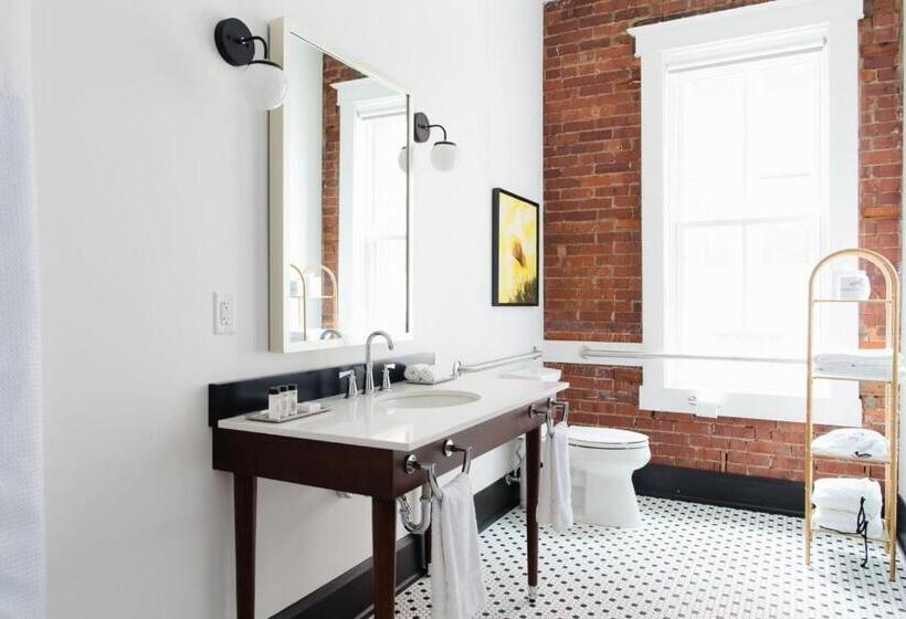 Suite, The Dwell Hotel, A Member Of Design Hotels