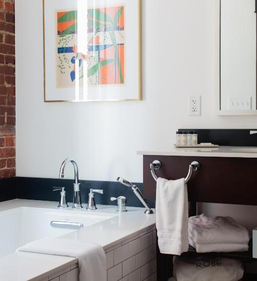 Executive Suite, The Dwell Hotel, A Member Of Design Hotels
