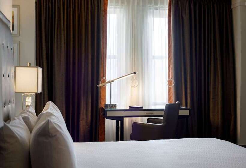 اتاق لوکس, Colcord Hotel Oklahoma City, Curio Collection By Hilton