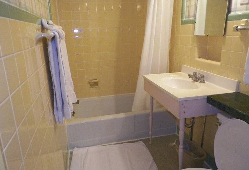 Номер Deluxe, Starlight Inn