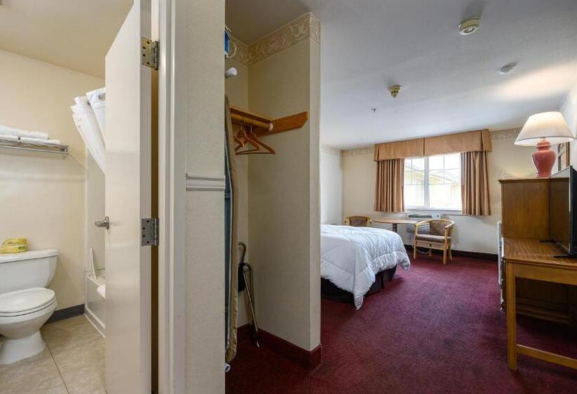 Номер Стандарт, Three Rivers Inn Sedro Woolley