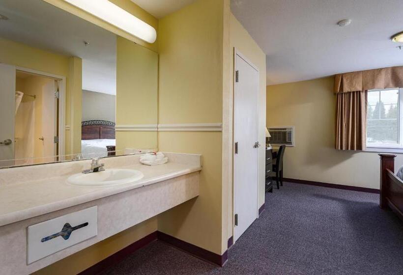 Люкс Deluxe Кровать Кинг, Three Rivers Inn Sedro Woolley