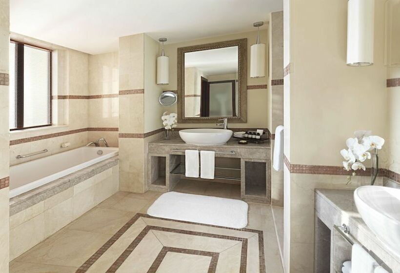 Люкс Deluxe Вид на Море, Fairmont The Palm