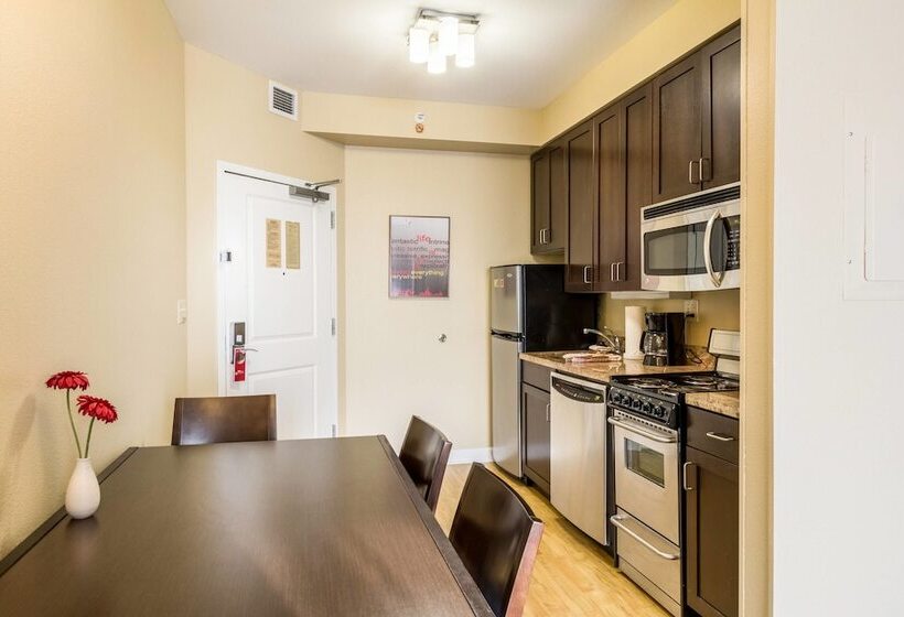 Люкс 2 Спальни, Towneplace Suites Dayton North