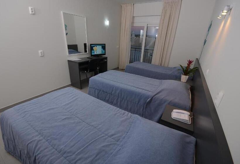 Номер Стандарт Трехместный, Boutique & Villas Boliqueime