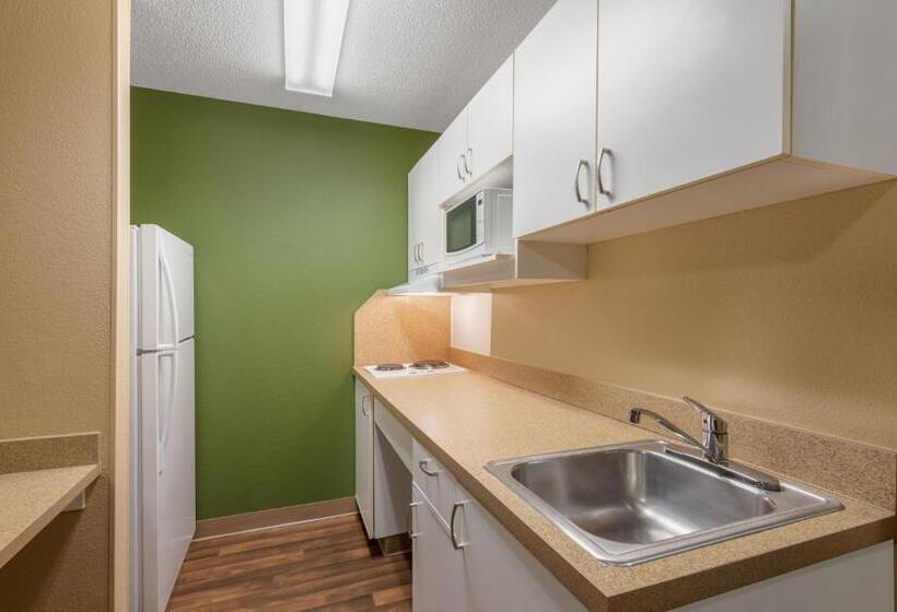Студия Стандарт, Suburban Studios Columbus Bradley Park