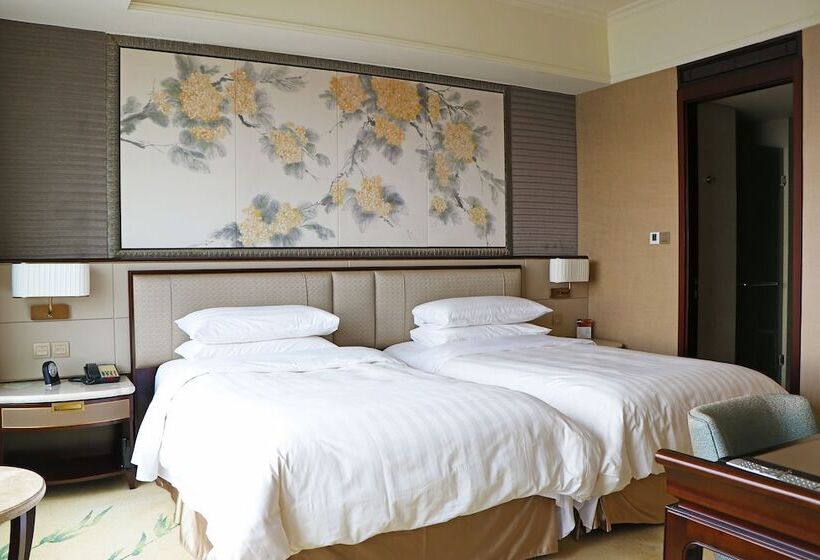اتاق لوکس با چشم‌انداز دریاچه, Shangrila Yangzhou