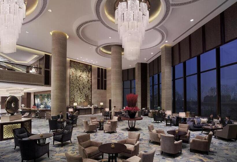 اتاق لوکس با چشم‌انداز دریاچه, Shangrila Yangzhou
