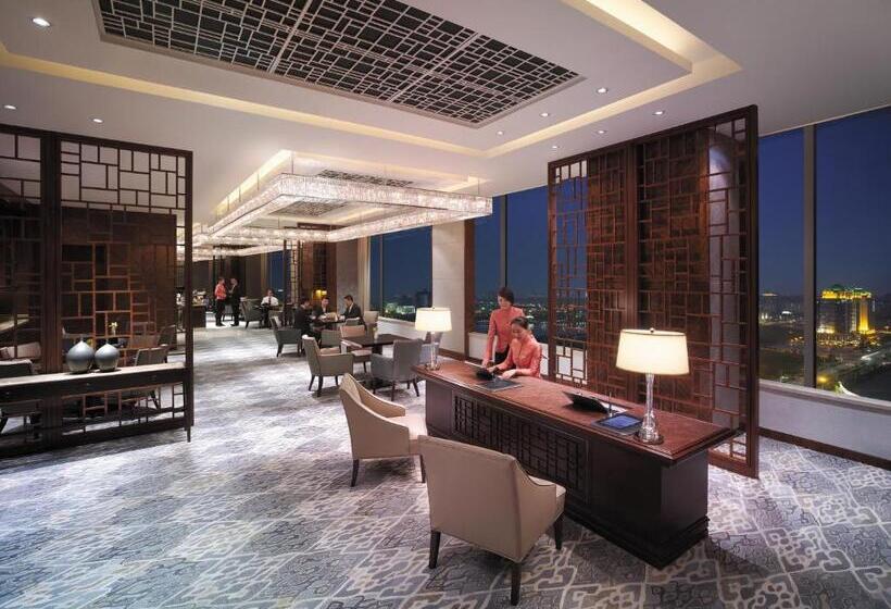 اتاق باشگاه با دید به دریاچه, Shangrila Yangzhou