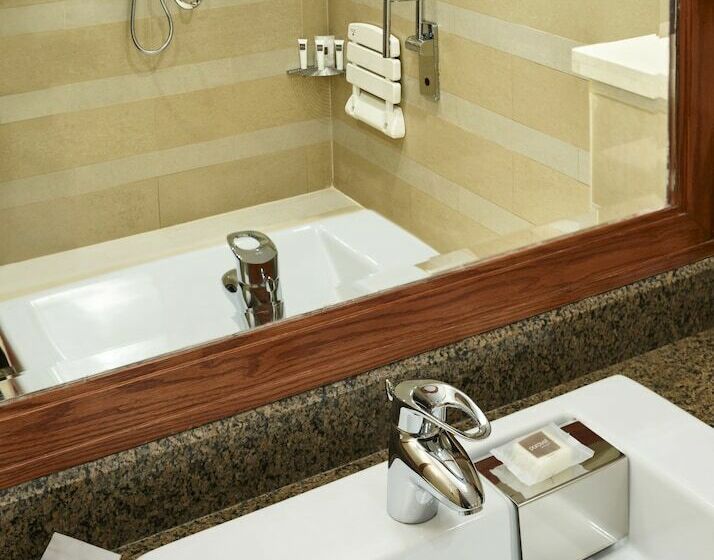 اتاق کلاسیک با چشم‌انداز شهر, Swissotel Makkah