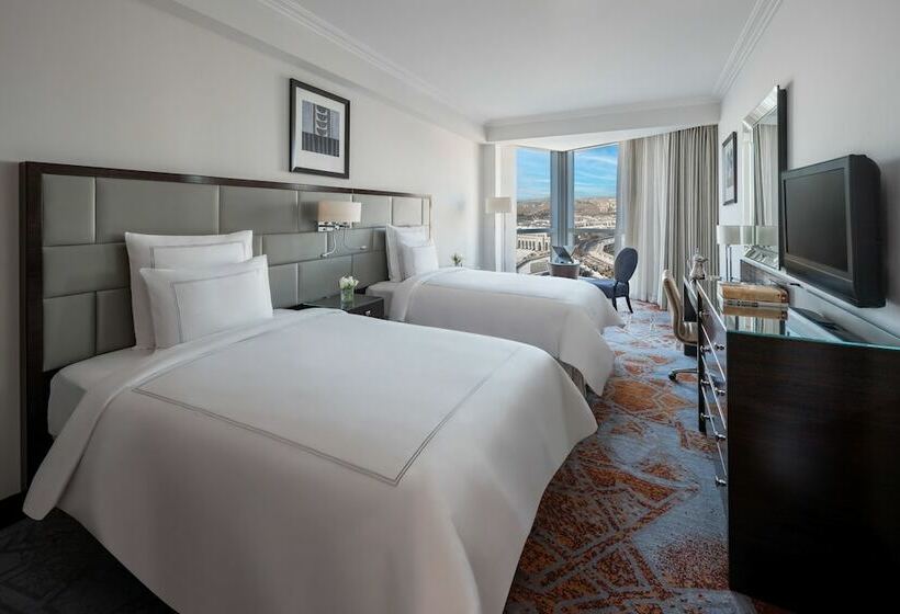 Classic Room with Views, Swissotel Makkah