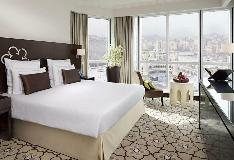 سوئیت جونیور با چشم‌انداز, Swissotel Makkah
