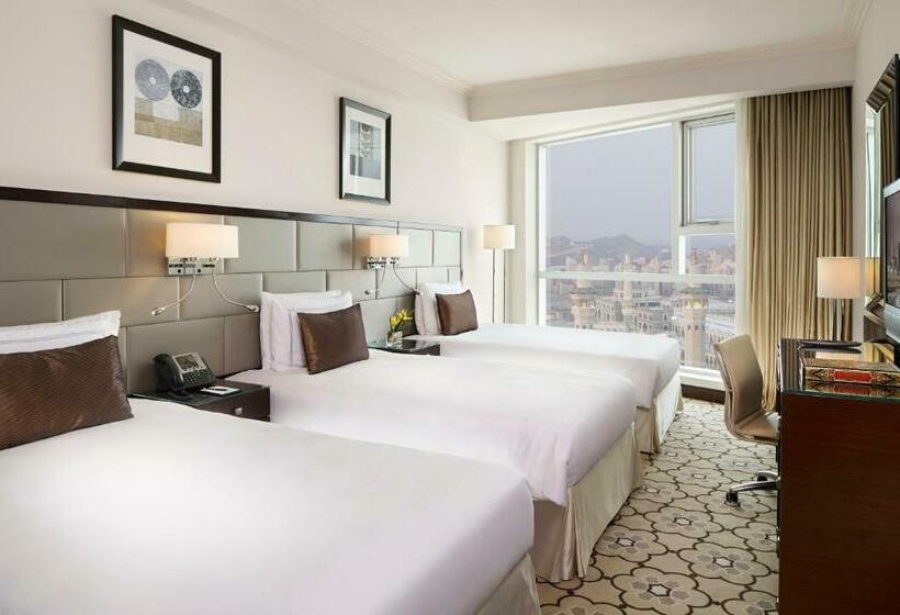 اتاق استاندارد چهار تخته, Swissotel Makkah