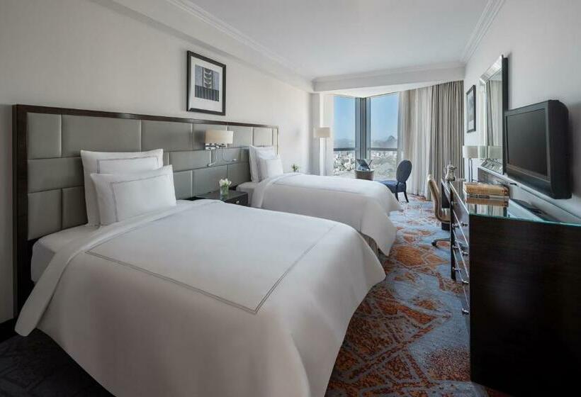اتاق استاندارد با چشم‌انداز شهر, Swissotel Makkah