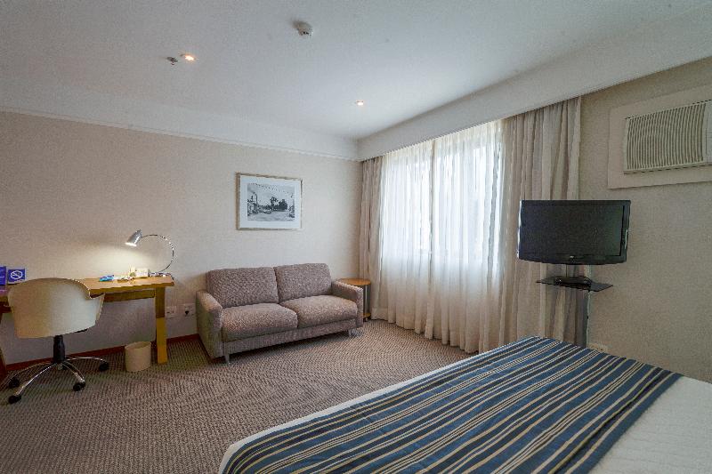 اتاق استاندارد چهار تخته, Swissotel Makkah
