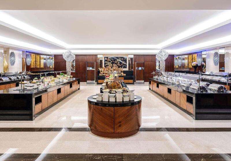 اتاق کلاسیک سه تخته, Swissotel Makkah