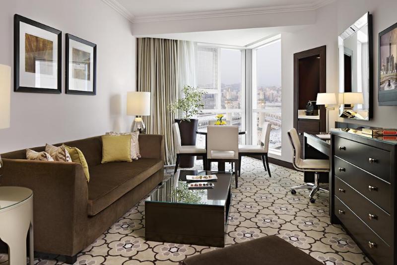 سوییت جونیور با چشم‌انداز شهر, Swissotel Makkah