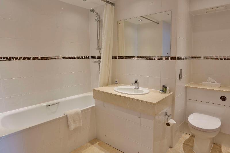 اتاق کلاسیک چهارنفره, Swissotel Makkah