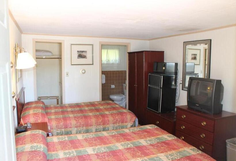Номер Стандарт 2 Двуспальные Кровати, Happy Bear Motel