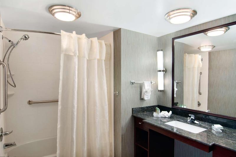 스탠다드 스튜디오 킹침대, Homewood Suites Slidell