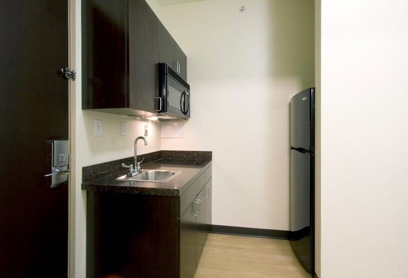 Люкс Адаптированный для Инвалидов, Red Roof Inn & Suites Beaumont