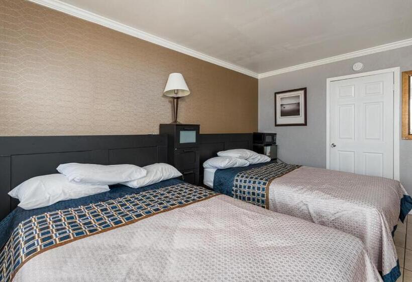스탠다드 발코니 룸 바다 전망, Boardwalk Hotel Charlee & Apartments Beach Hotel Oceanfront