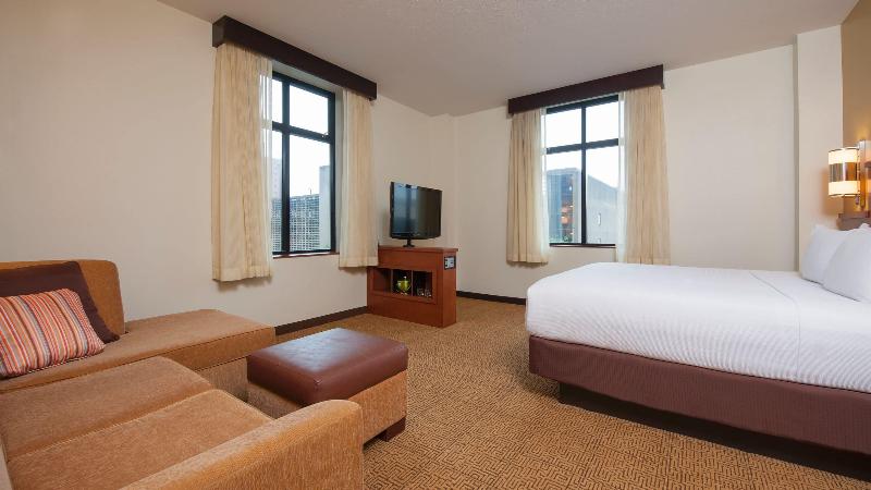 اتاق استاندارد با تخت بزرگ, Hyatt Place Des Moines/downtown