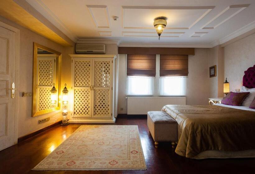 家庭间, İstanbul Bosphorus Hotel Symbola