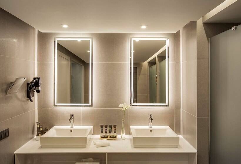 سوییت جونیور, Novotel Moscow City