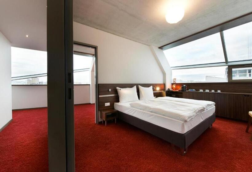 스위트, Simm S Hotel   Cityhotel Next To Metro U3