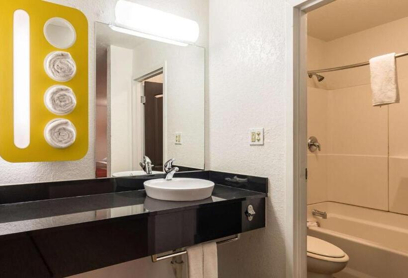 Стандартный Номер Кровать Кинг, Motel 6 uvalde, Tx