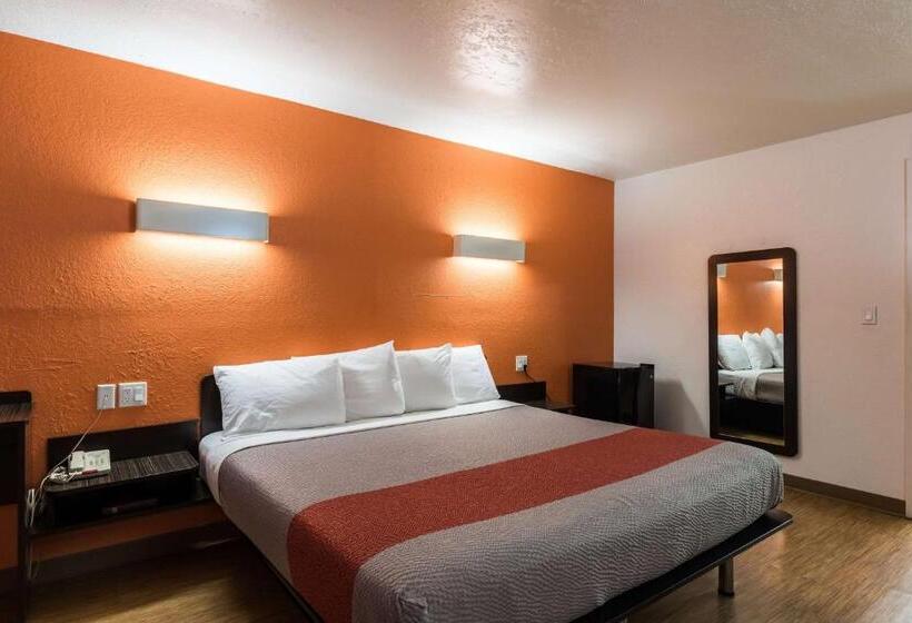 Номер Deluxe Кровать Кинг, Motel 6 uvalde, Tx