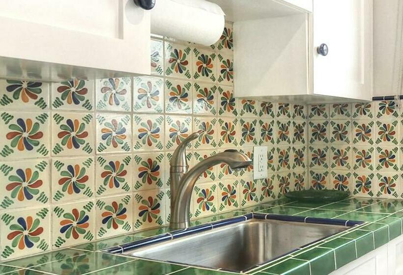 וילה בת חדר שינה 1, Beachcomber Inn