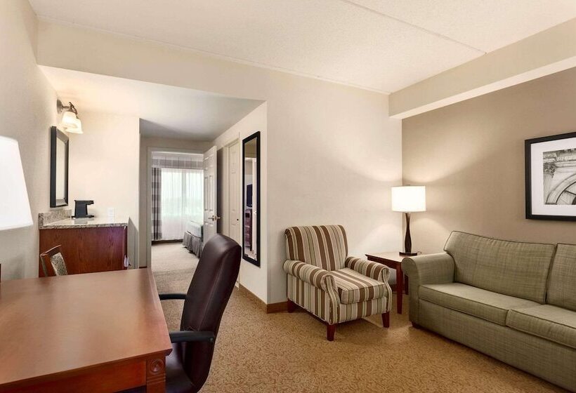 Люкс, Country Inn & Suites By Radisson, Buffalo South I90, Ny