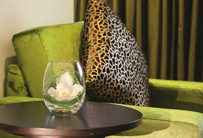غرفة ديلوكس, Mövenpick Hotel Apartments Al Mamzar Dubai
