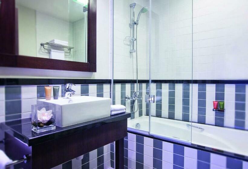 غرفة سوبيريور, Mövenpick Hotel Apartments Al Mamzar Dubai