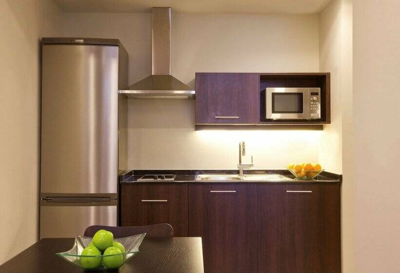 غرفة سوبيريور, Mövenpick Hotel Apartments Al Mamzar Dubai