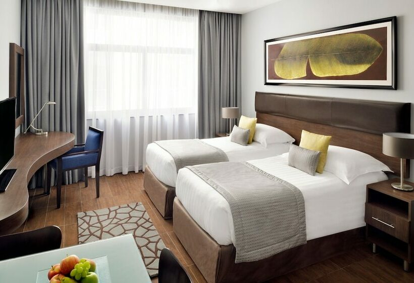 Superior Room, Mövenpick Hotel Apartments Al Mamzar Dubai