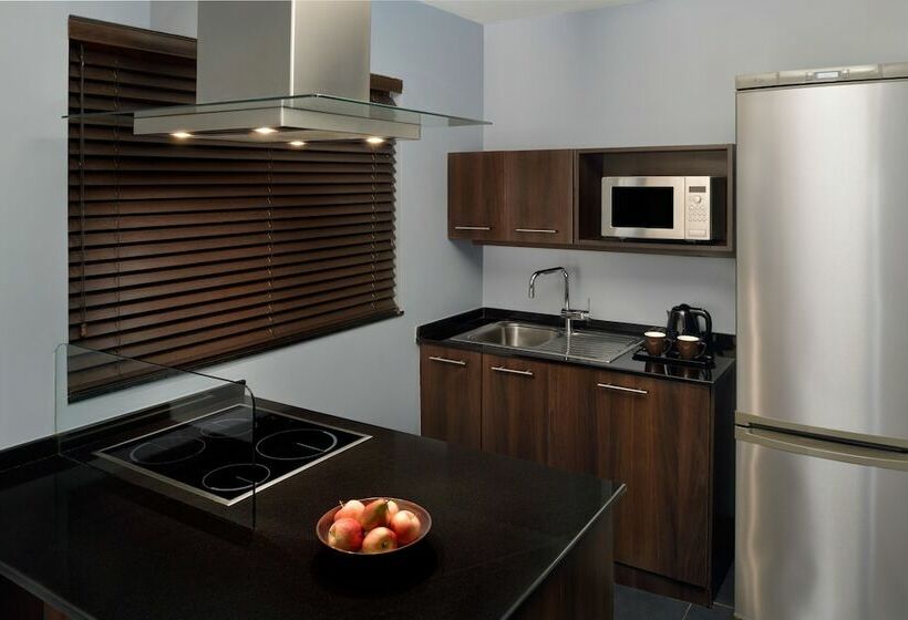 1 Bedroom Apartment, Mövenpick Hotel Apartments Al Mamzar Dubai