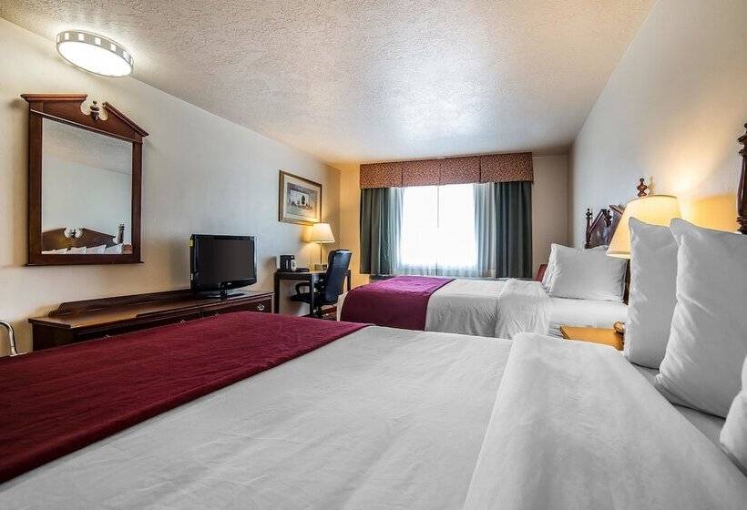 Номер Стандарт 2 Двуспальные Кровати, Quality Inn Evanston Near Wyoming Downs