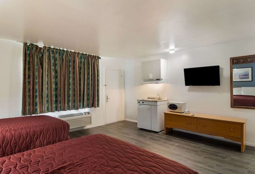 스탠다드 룸 더블 침대 2개, Rodeway Inn & Suites Sidney Historic Downtown I80
