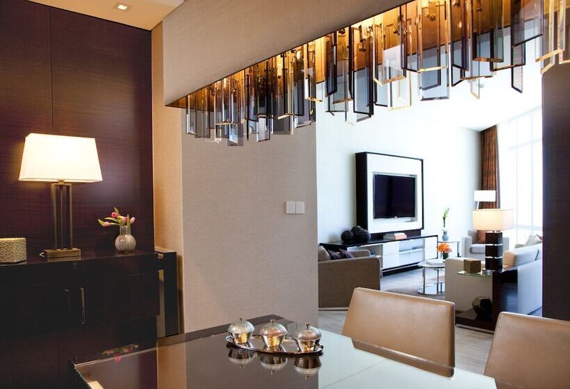 Люкс Ejecutiva 2 Спальни, Rosewood  Abu Dhabi