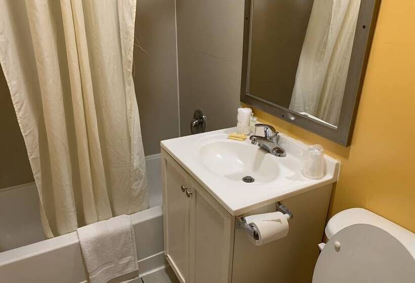 스탠다드 룸 더블 침대 2개, Scottish Inns Wrightstown