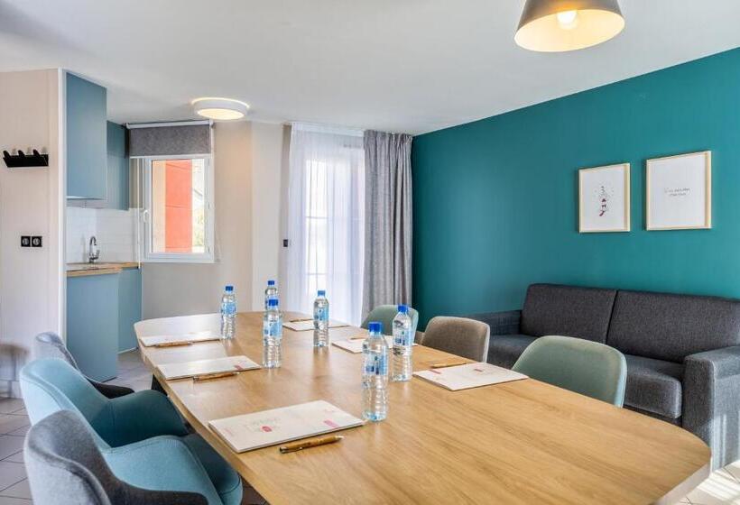 Апартаменты Superior 1 Спальня, Appart City Confort St Quentin En Yvelines  Bois D Arcy
